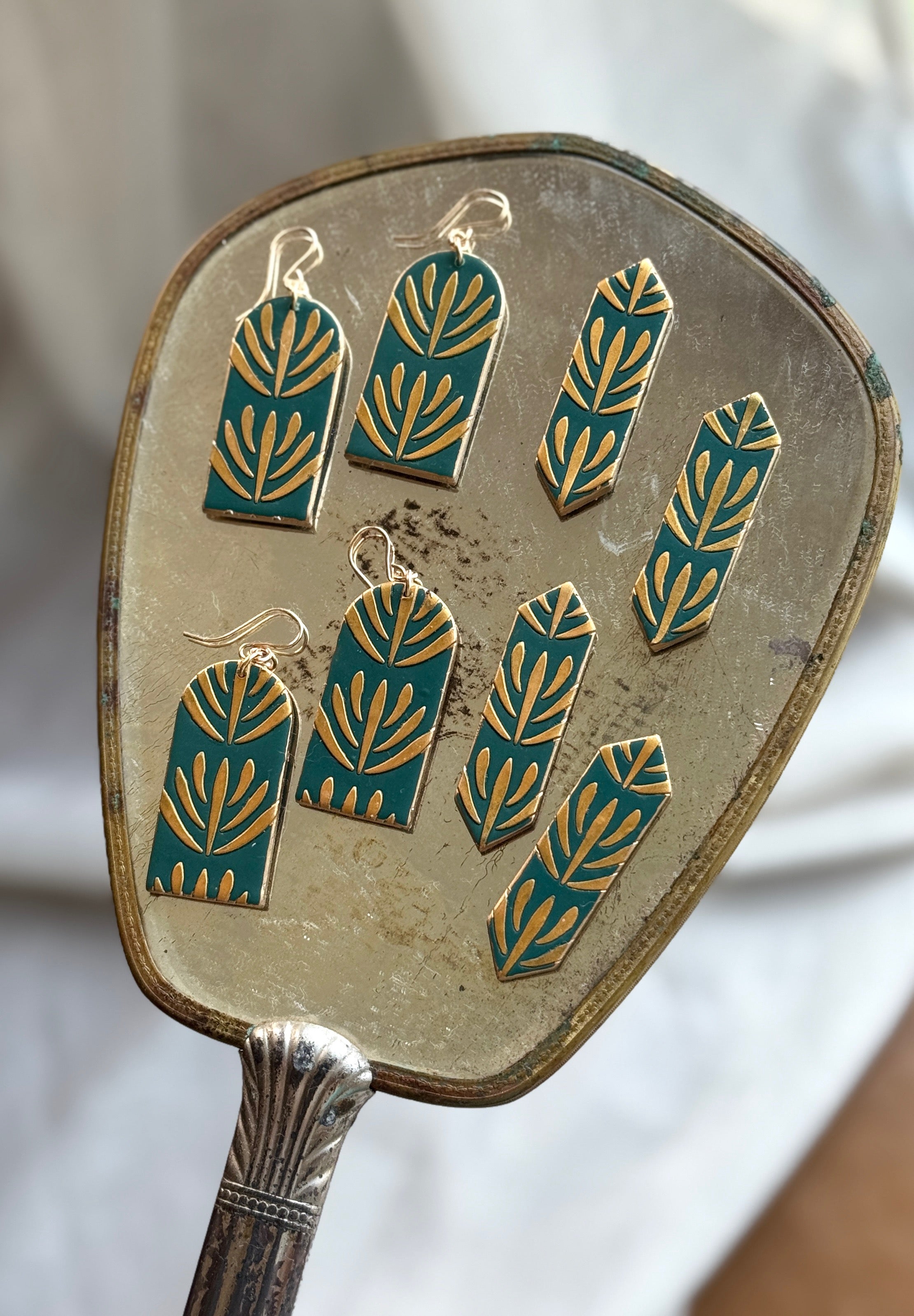 Art Deco Stud