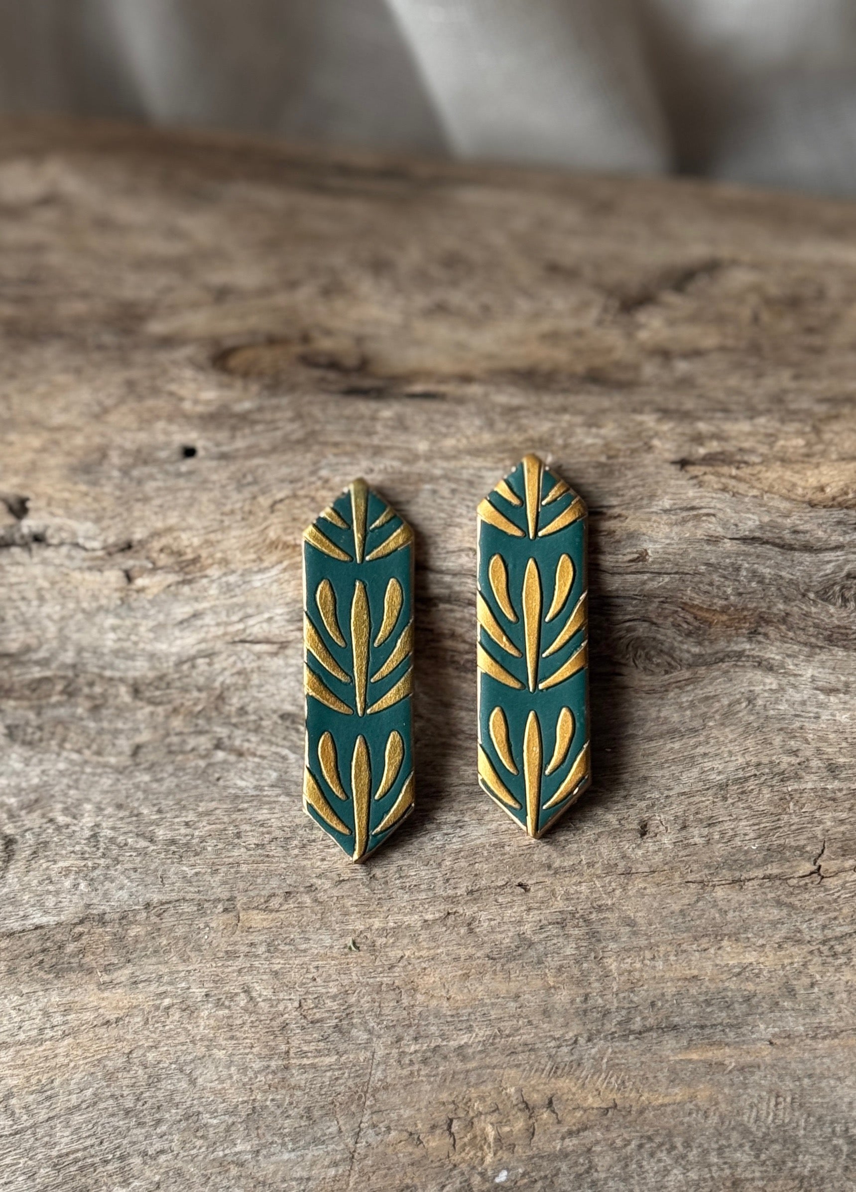 Art Deco Stud