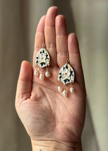 The Blooming Pearl one of a kind