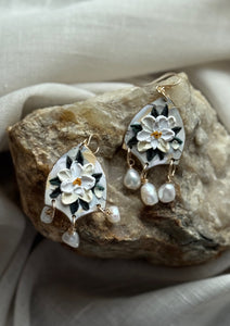 The Blooming Pearl one of a kind