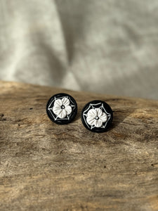 Spider Daisy Studs