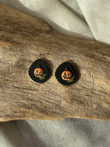 Pumpkin Studs