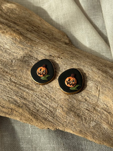Pumpkin Studs