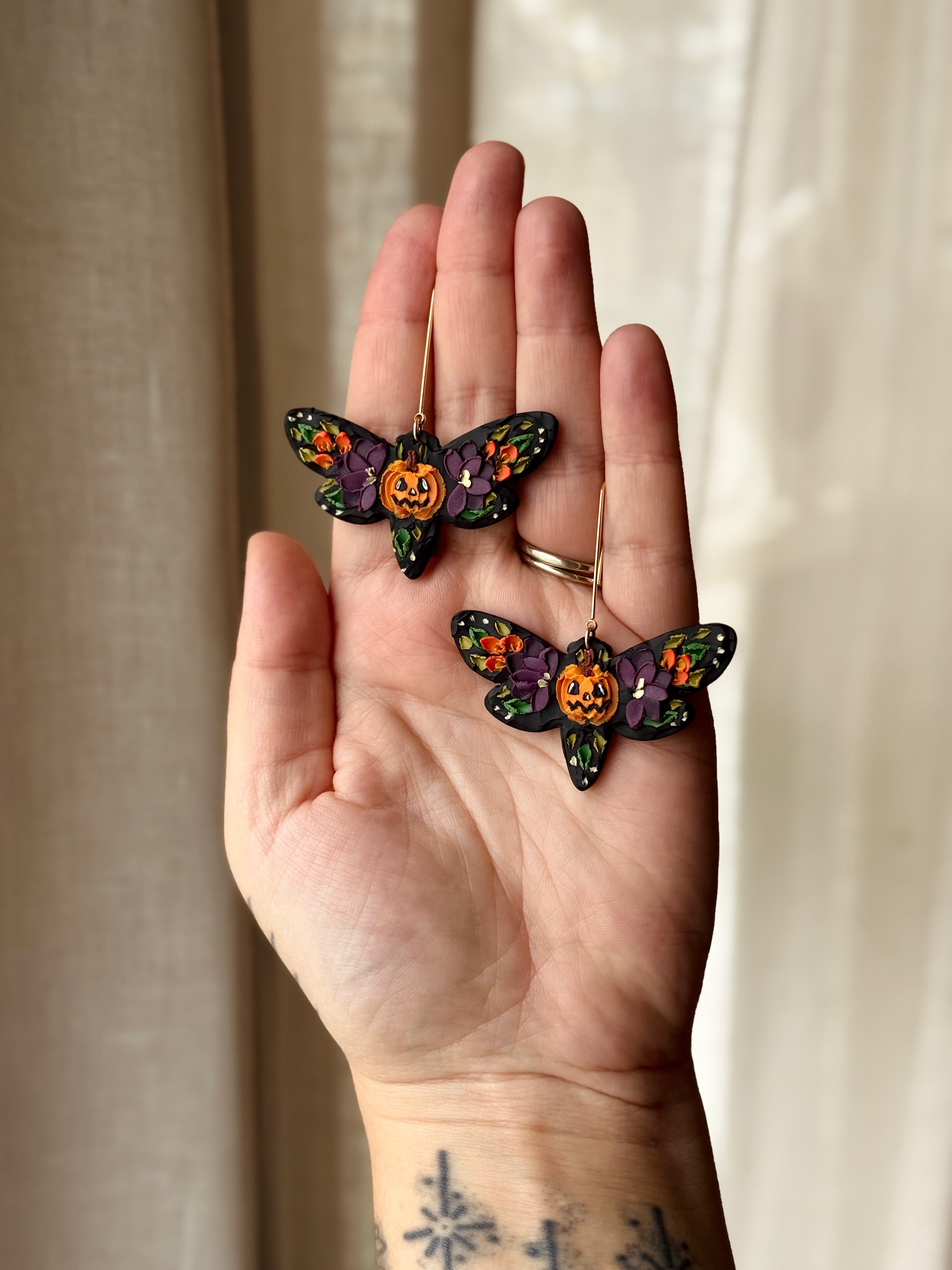 Dahlia Jack o' Lantern