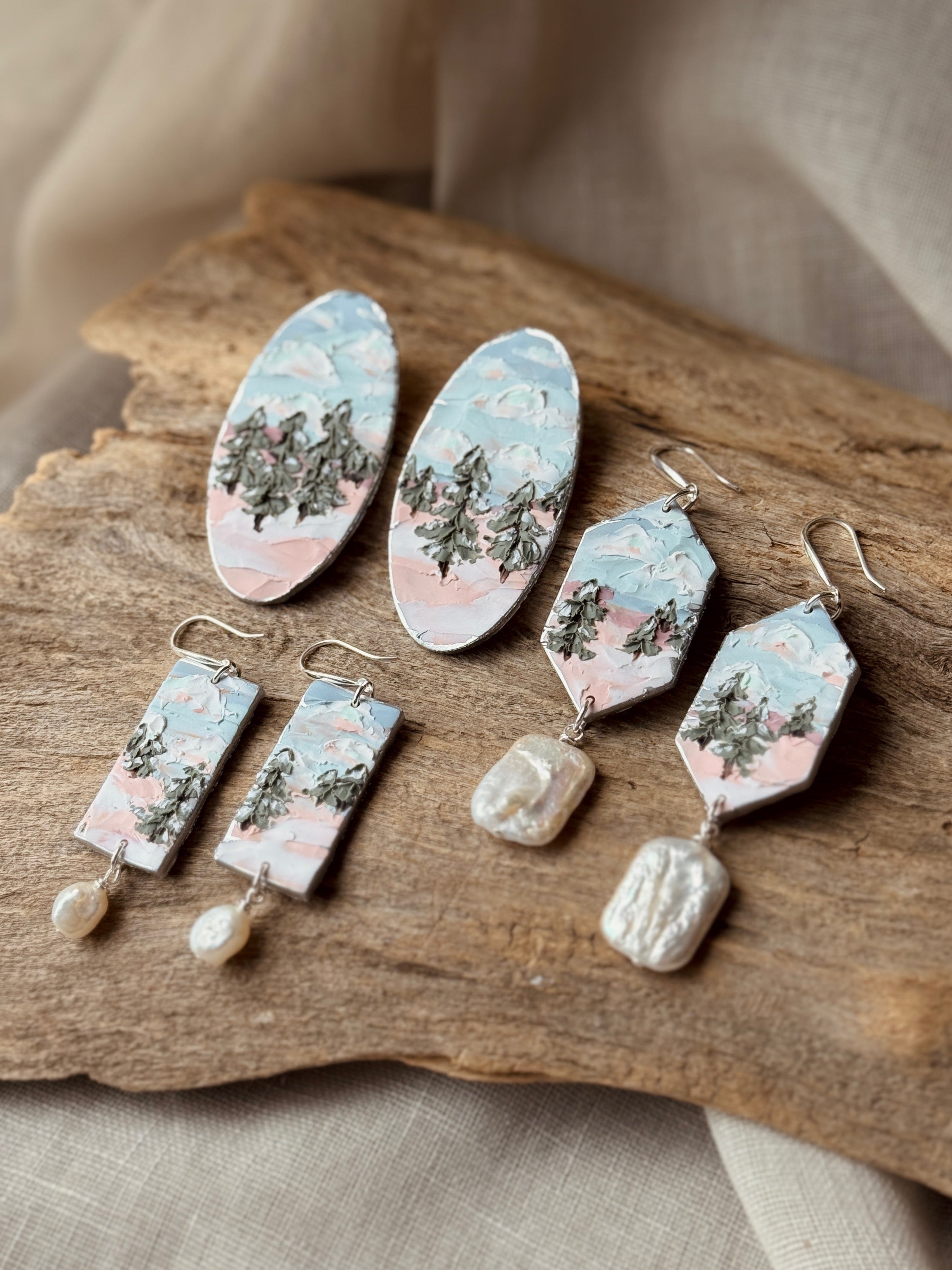 The Twinkling Twilight Dangle