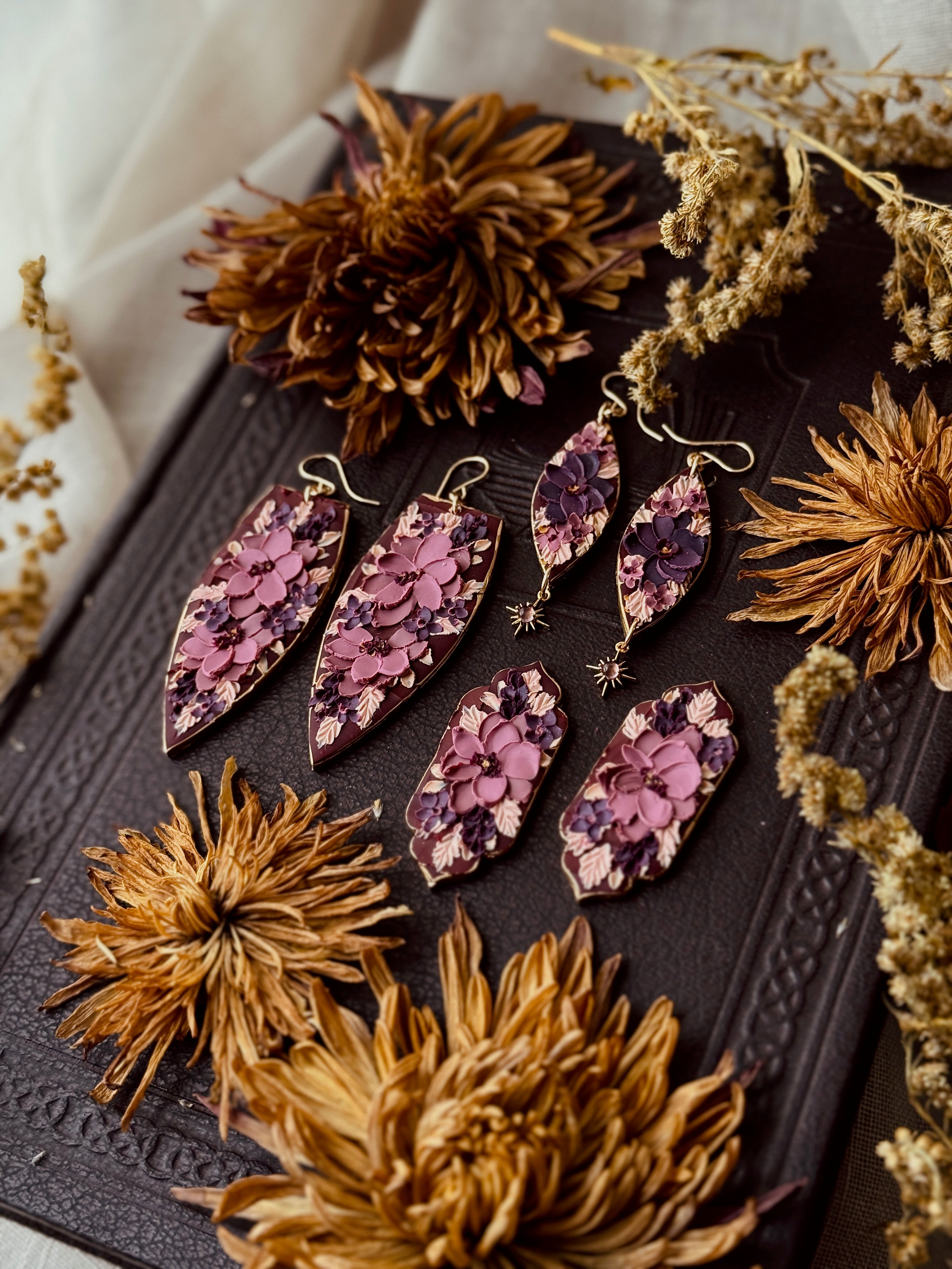 The Mauve & Maroon Bloom