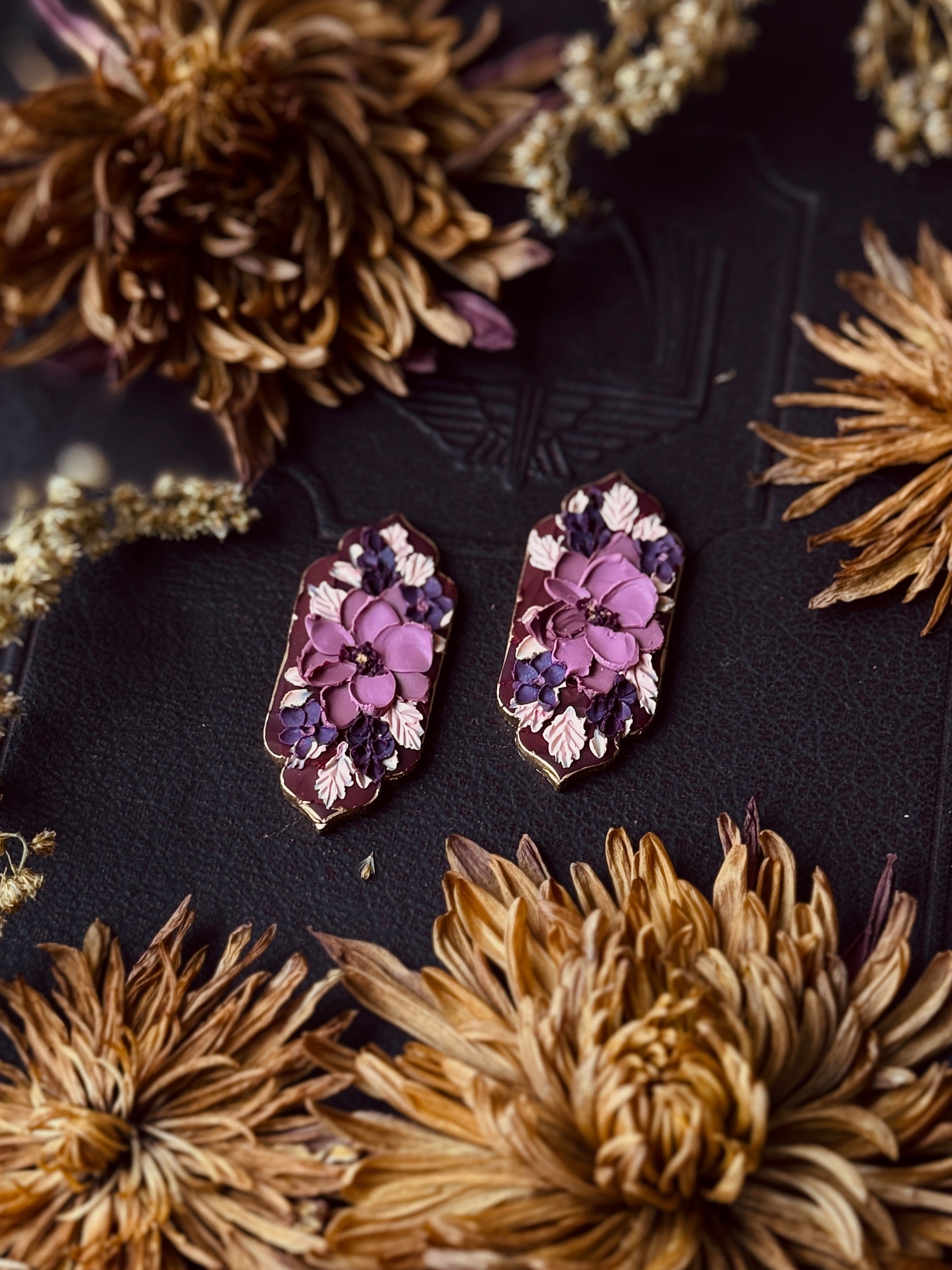 The Mauve & Maroon Bloom