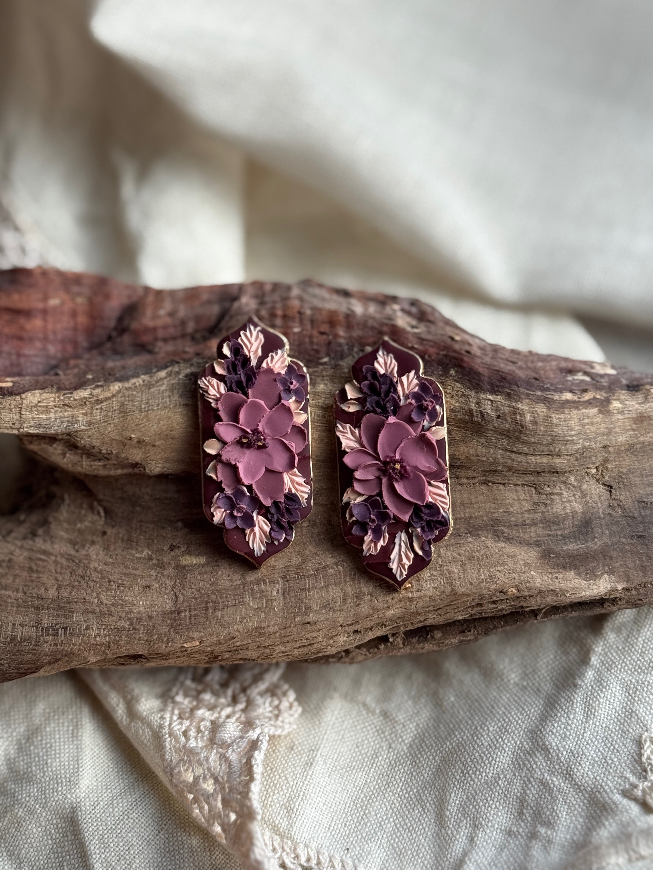 The Mauve & Maroon Bloom