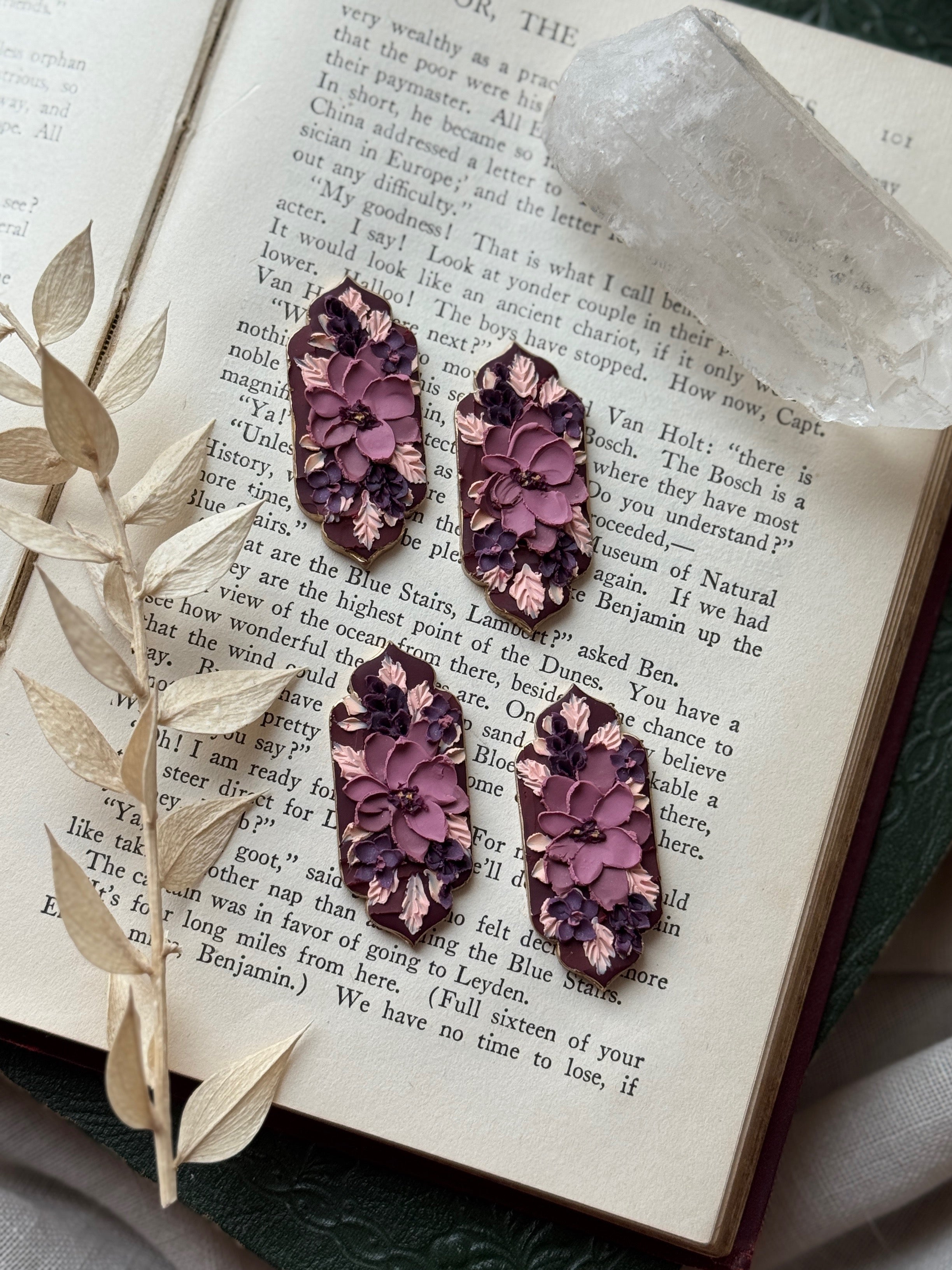 The Mauve & Maroon Bloom