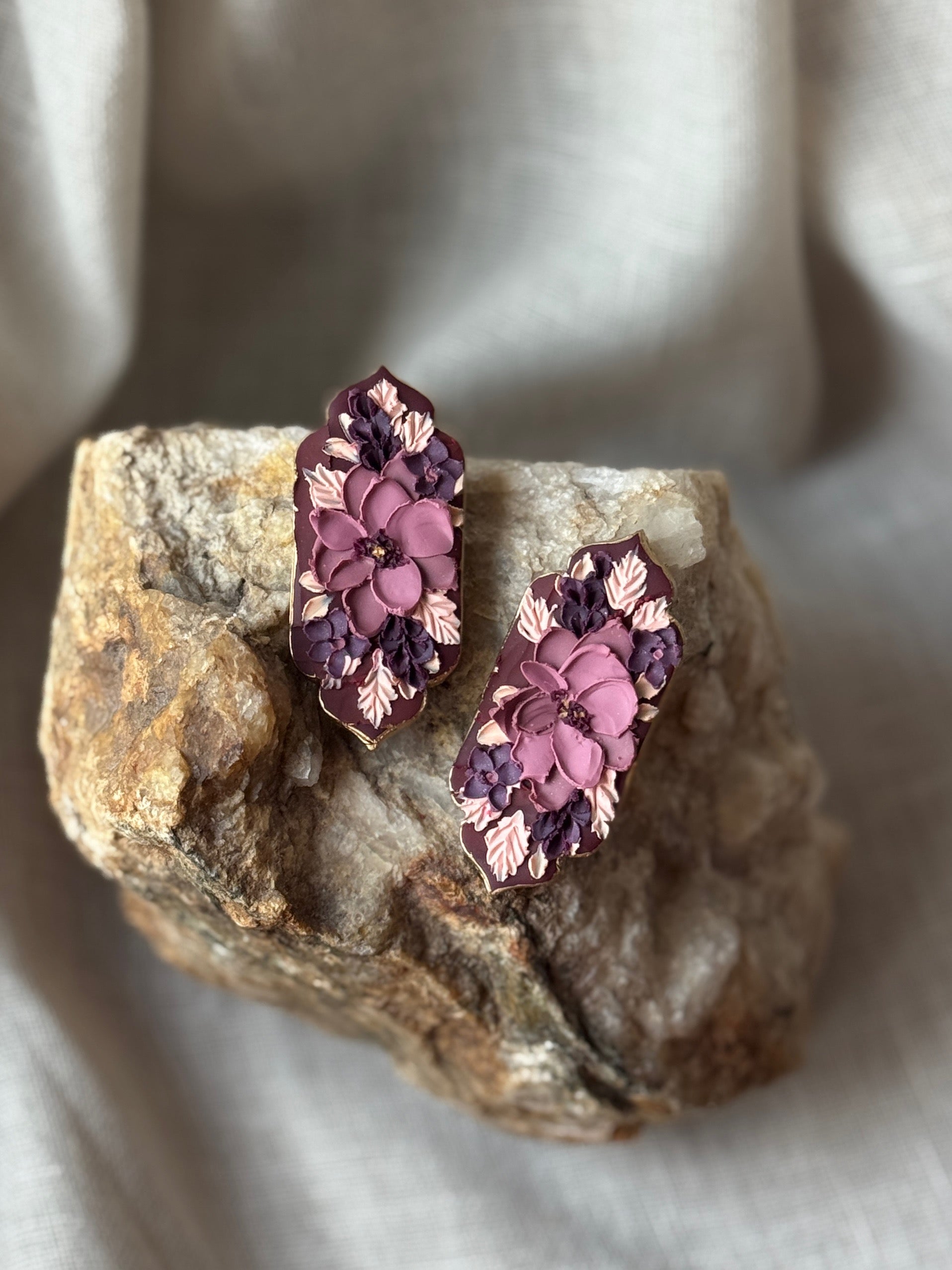 The Mauve & Maroon Bloom