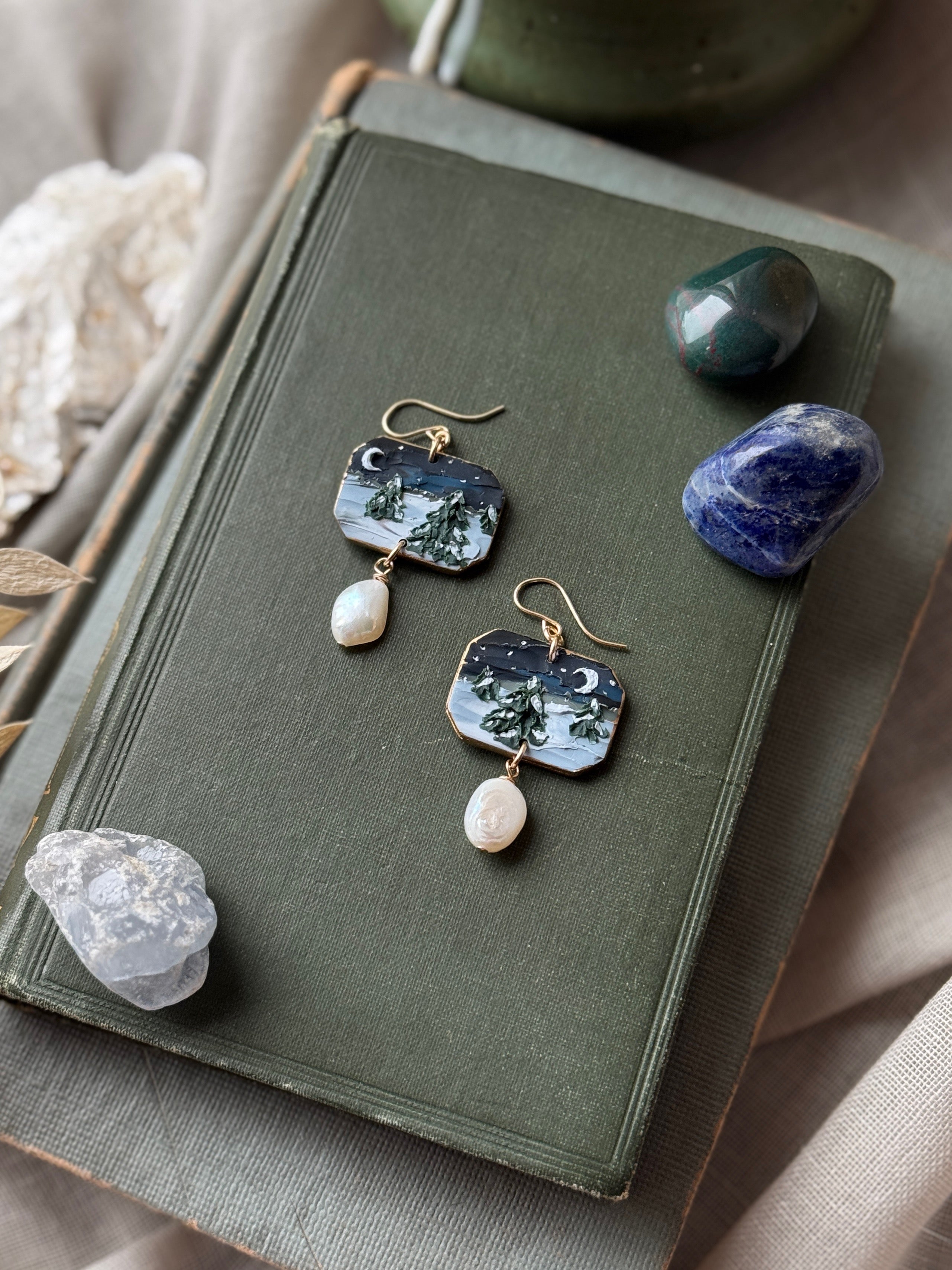 The Snowy Night Pearl